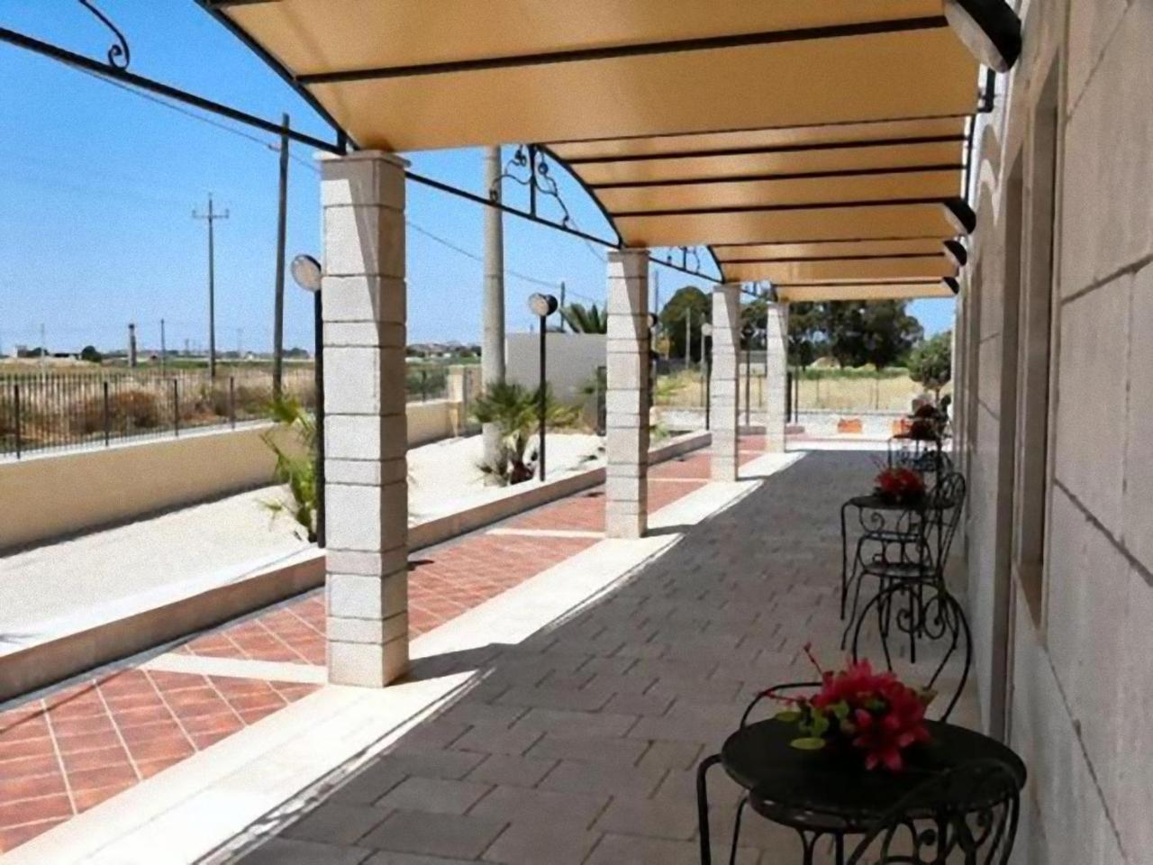 Residence Bandiera Gialla Margherita Di Savoia Exterior foto